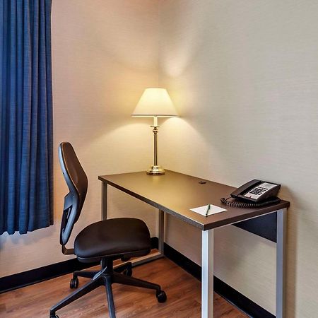 Quality Inn Ottawa Bagian luar foto