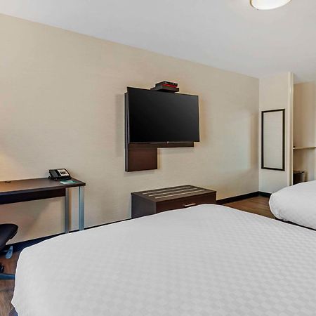 Quality Inn Ottawa Bagian luar foto