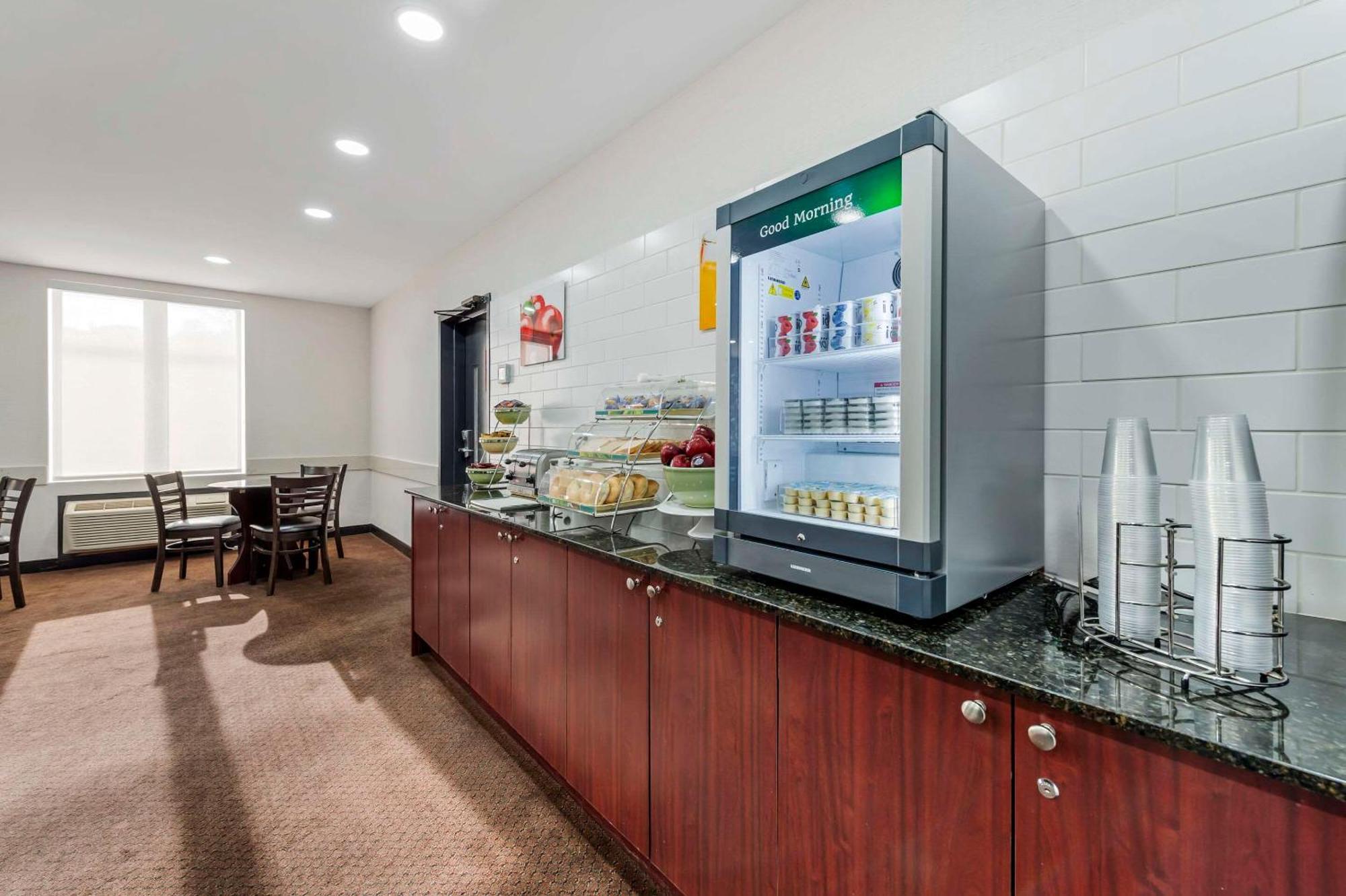 Quality Inn Ottawa Bagian luar foto