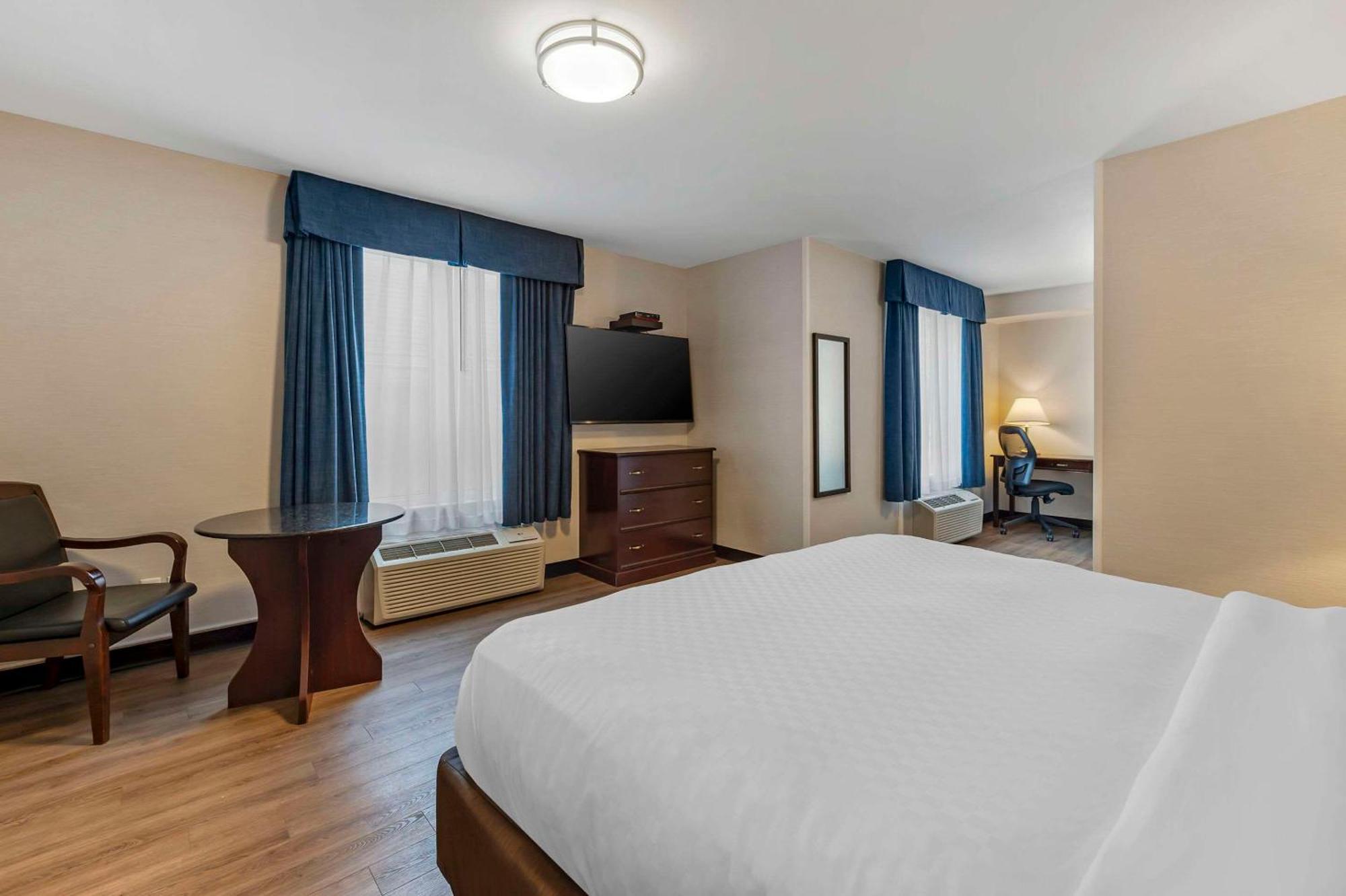Quality Inn Ottawa Bagian luar foto