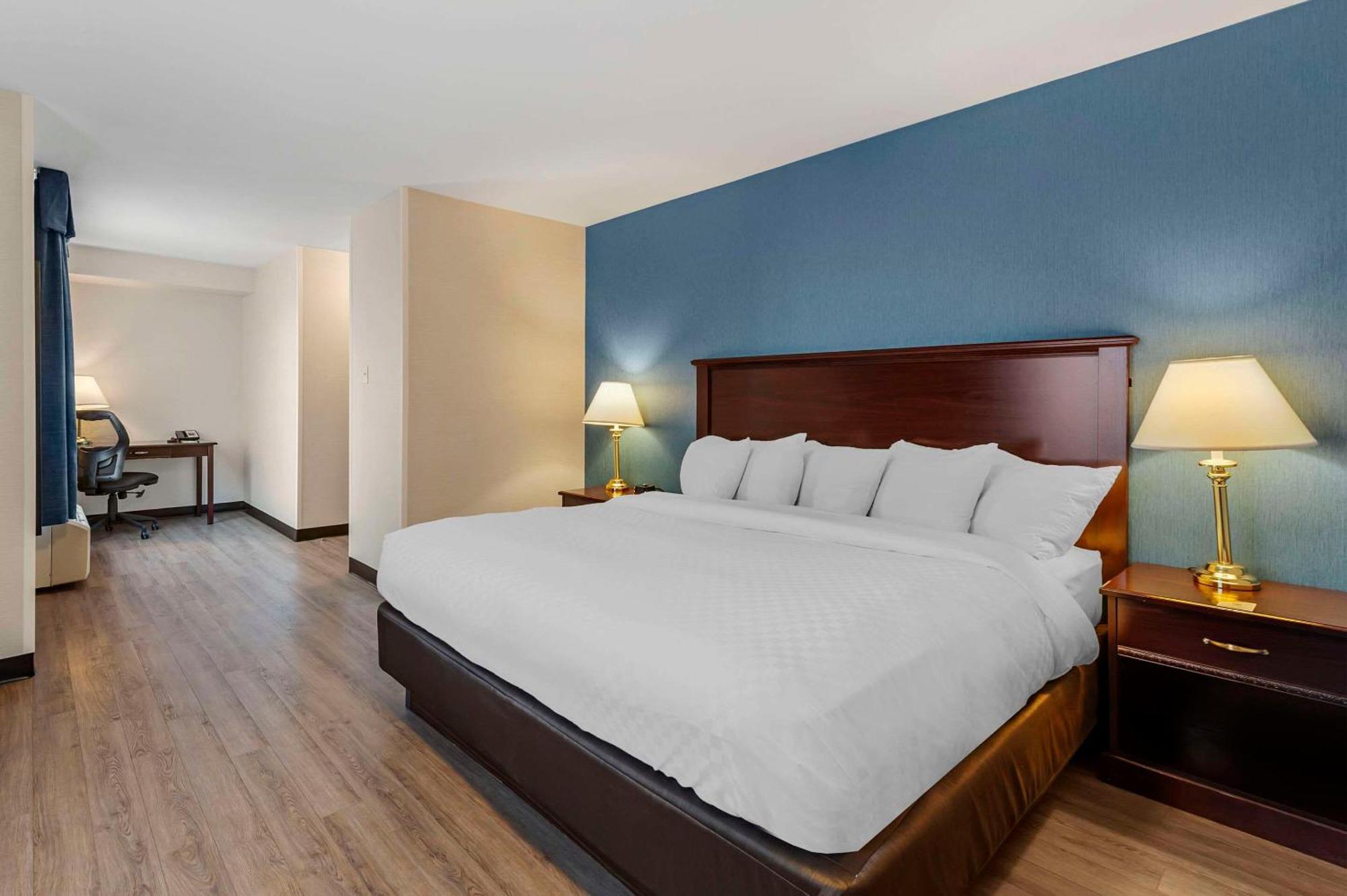 Quality Inn Ottawa Bagian luar foto