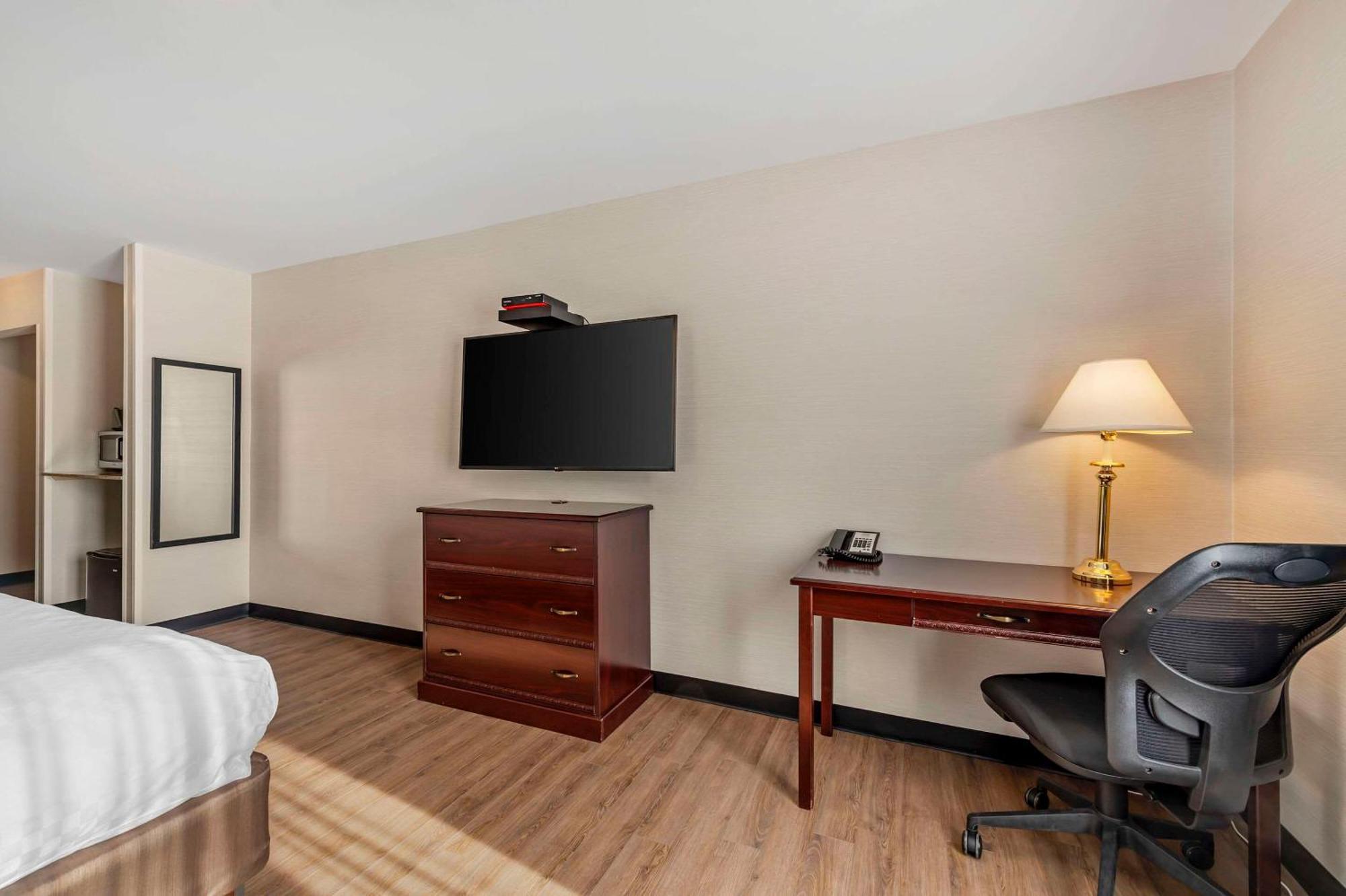Quality Inn Ottawa Bagian luar foto