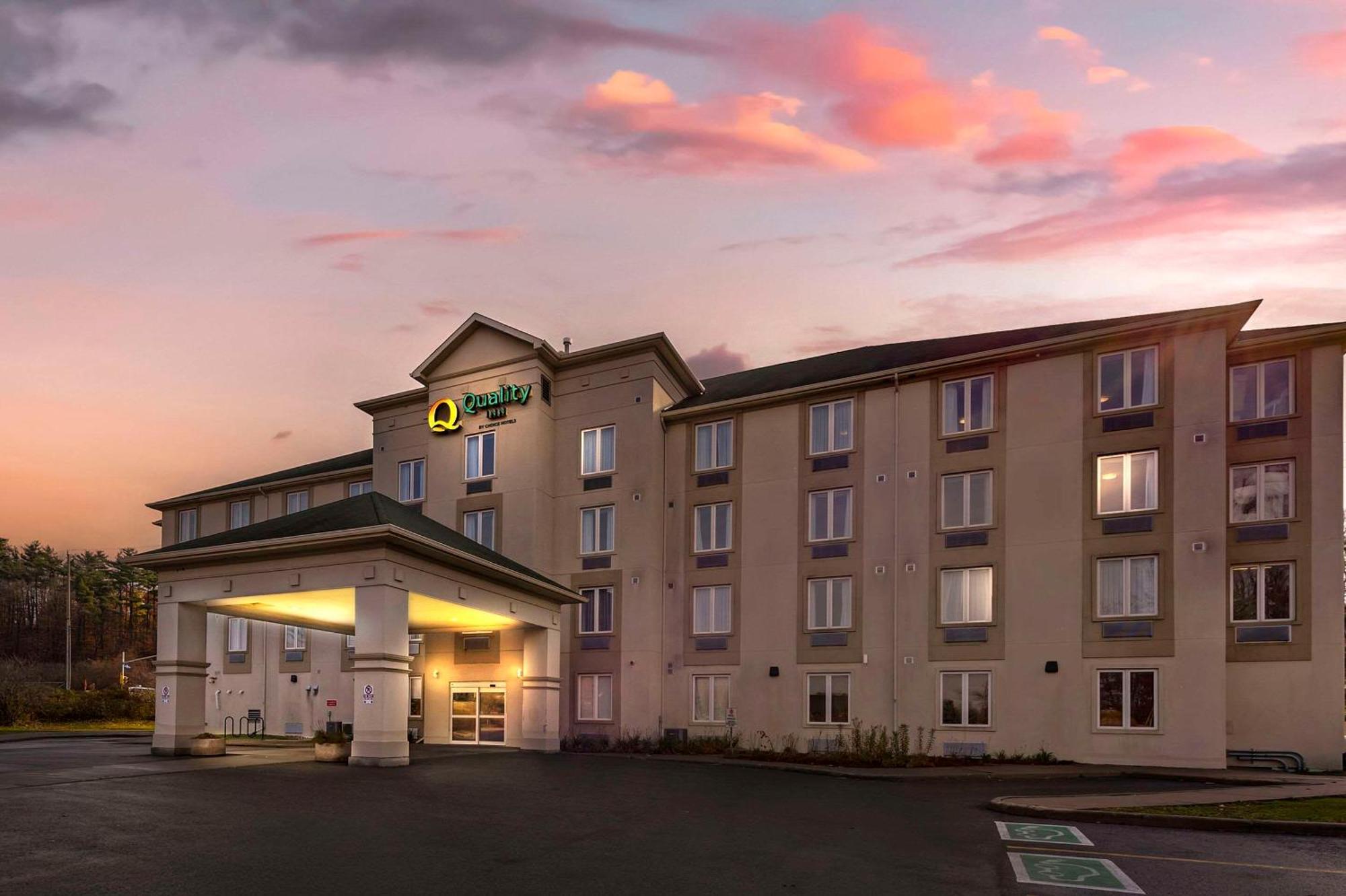 Quality Inn Ottawa Bagian luar foto