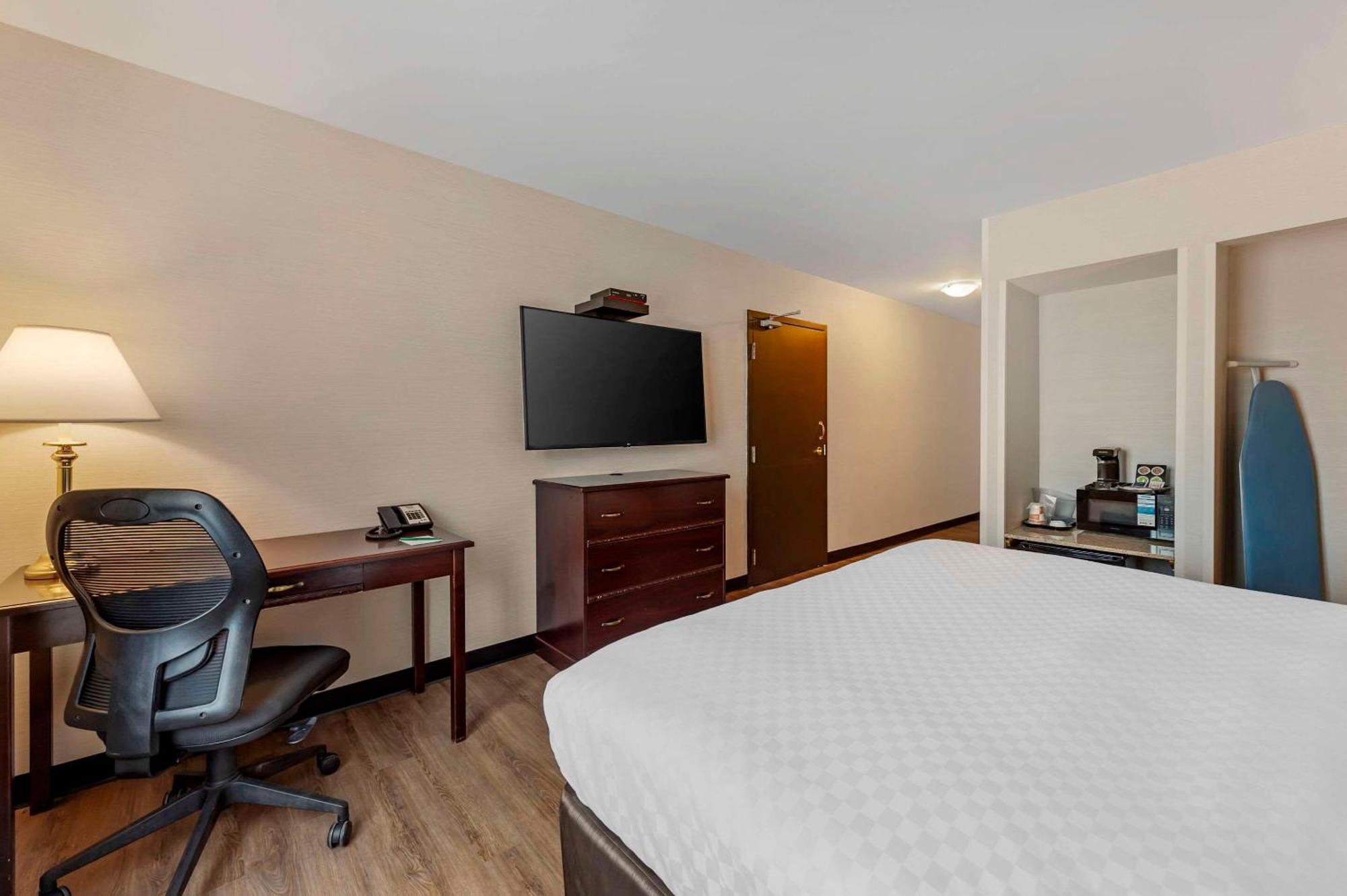 Quality Inn Ottawa Bagian luar foto